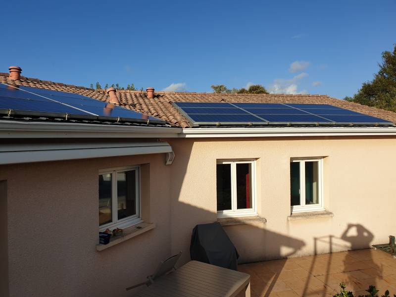 fuite sous les panneaux , installation  à GRENOBLE