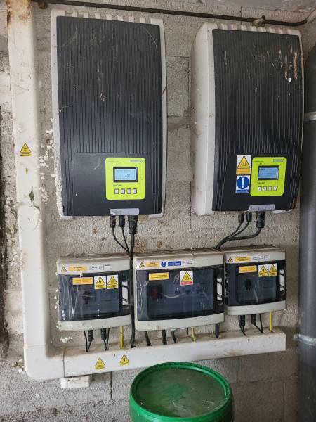 diagnostic des 2 onduleurs KOSTAL chez le client à ALES 