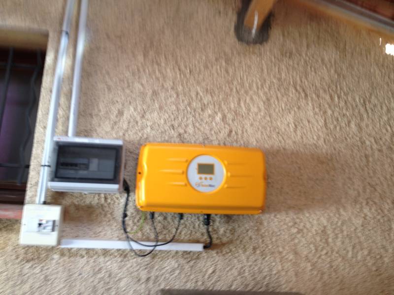 onduleur SOLARMAX ayant subit la foudre à JUAN LES PINS